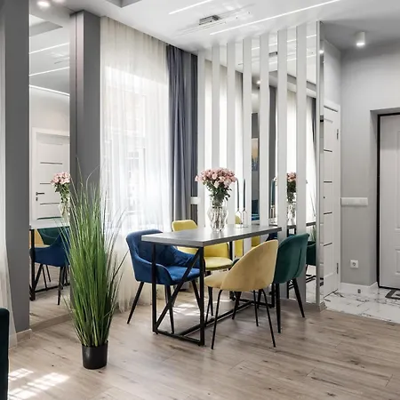 アパート Royal On Balabana Street