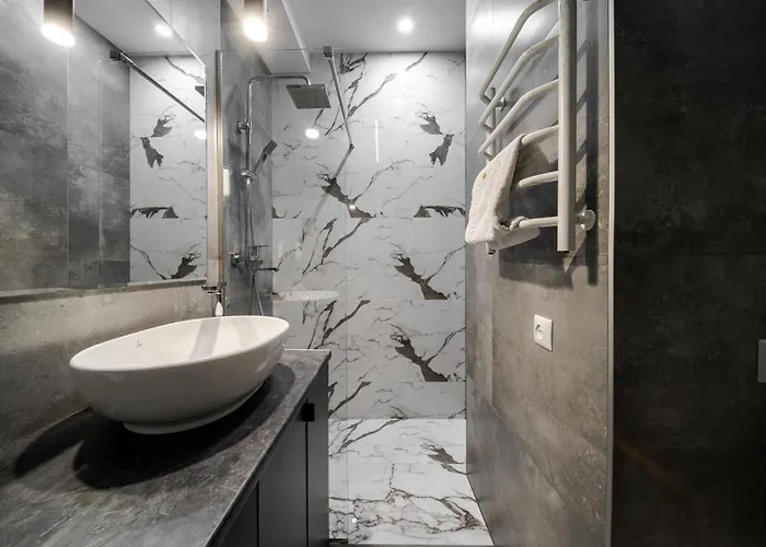 Royal On Balabana Street